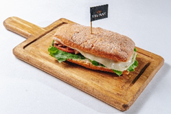 ПАНИНИ С КУРИЦЕЙ