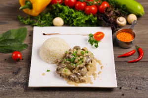 ТЕЛЯТИНА В СЛИВОЧНОМ СОУСЕ