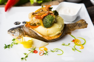 ФОРЕЛЬ С ОВОЩАМИ